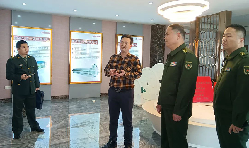 佛山軍分區(qū)政委、禪城區(qū)委常委領(lǐng)導一行蒞臨金凱地調(diào)研指導工作